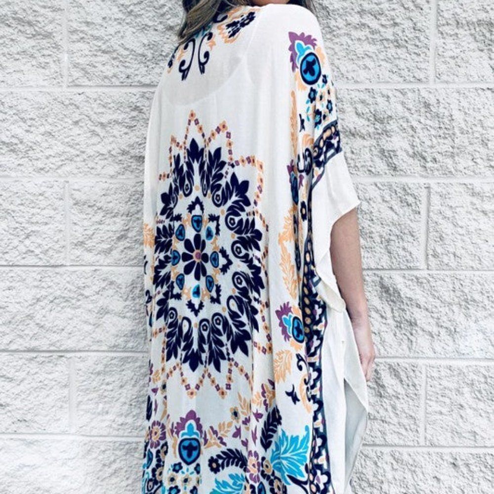 NWT Marcus Adler Print Kimono Top